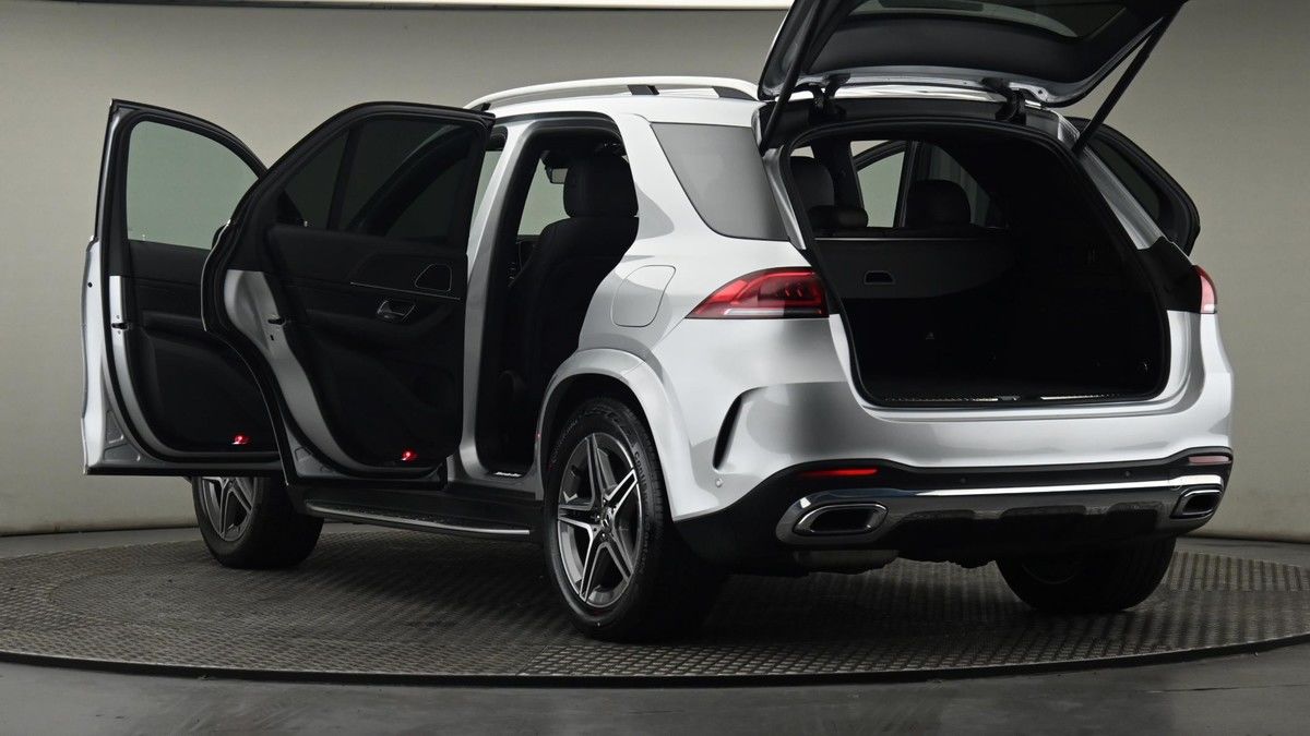 More views of Mercedes-Benz GLE