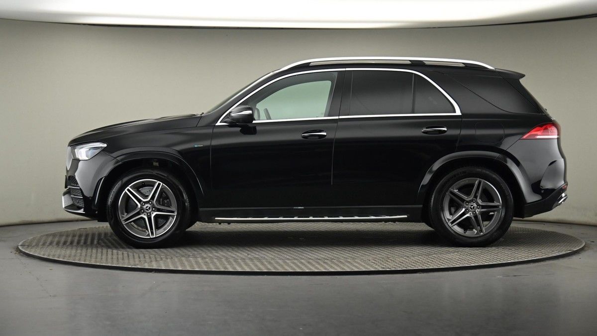 Mercedes-Benz GLE Image 23