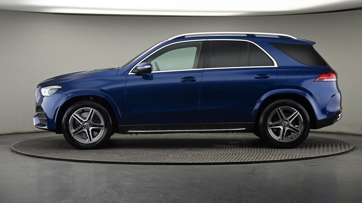 More views of Mercedes-Benz GLE