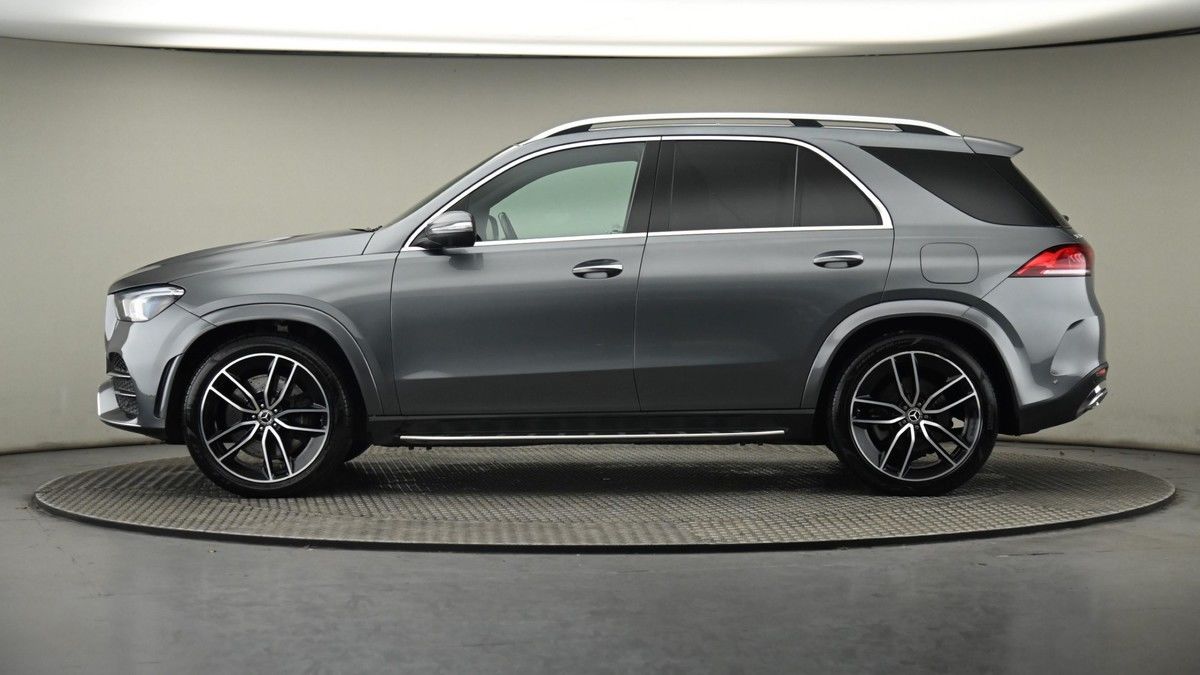 Mercedes-Benz GLE Image 23