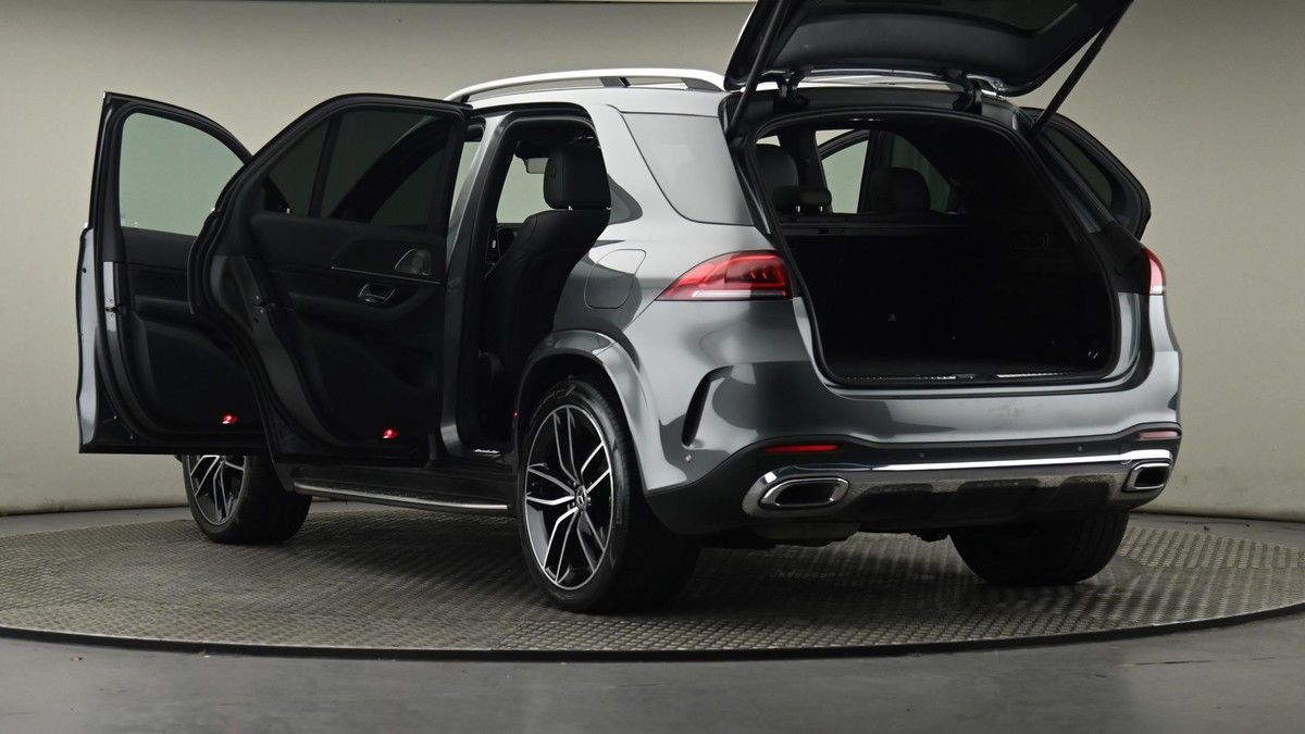 Mercedes-Benz GLE Image 29