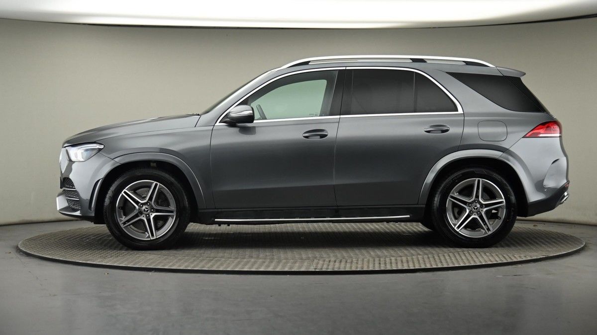 Mercedes-Benz GLE Image 23