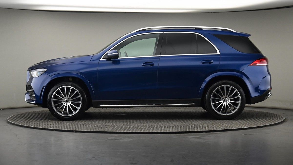 Mercedes-Benz GLE Image 23