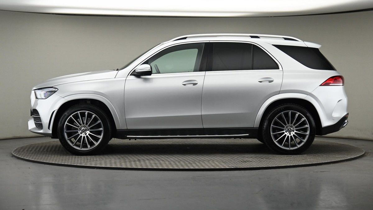 Mercedes-Benz GLE Class Image 23