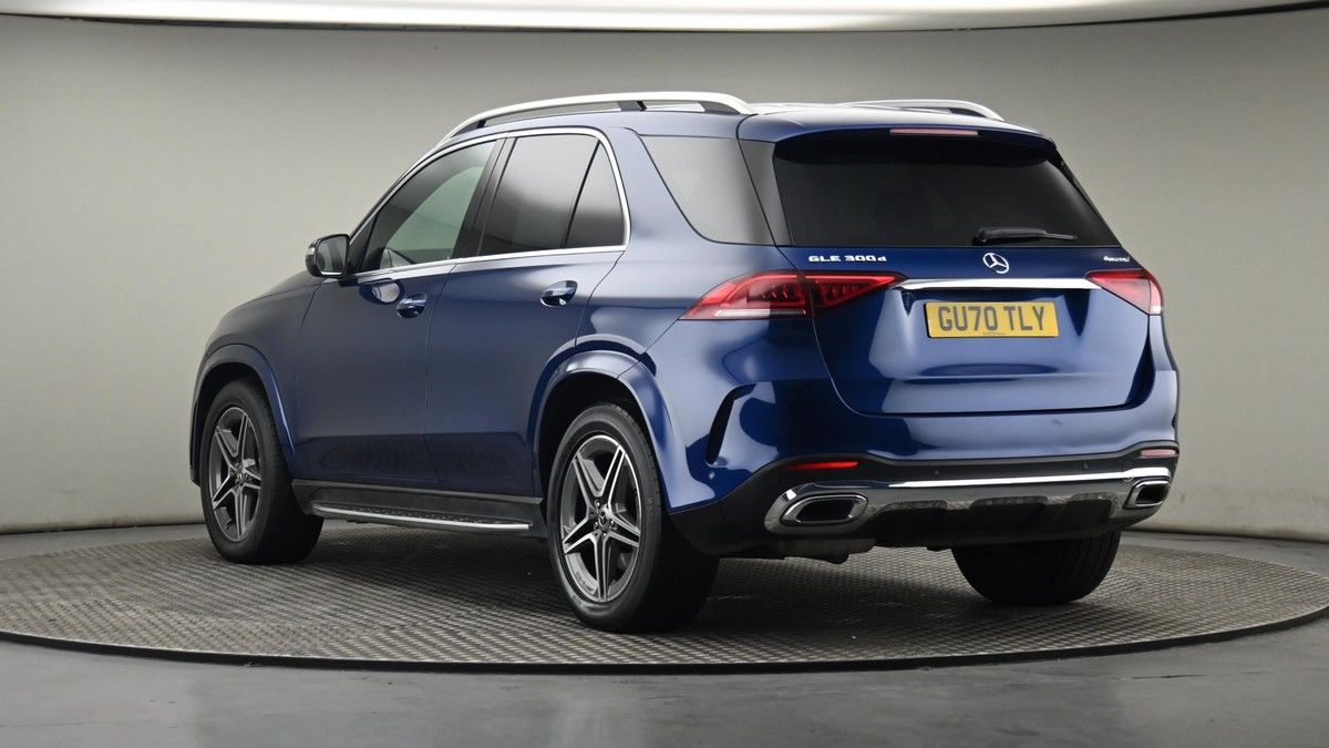 Mercedes-Benz GLE Image 24