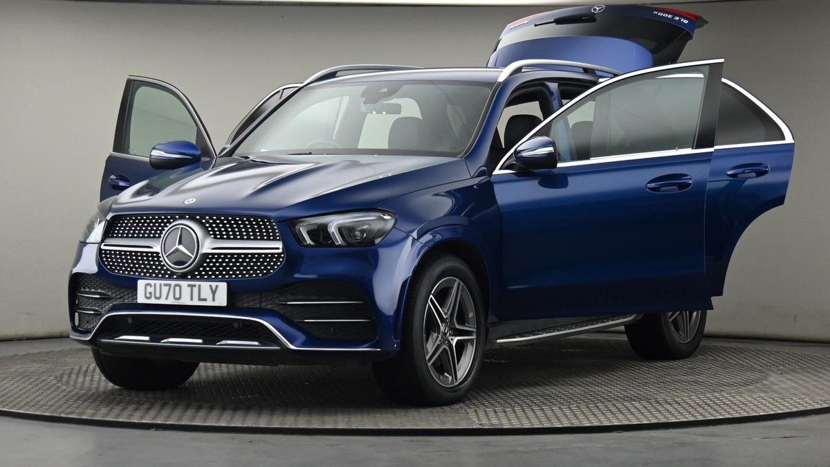 More views of Mercedes-Benz GLE