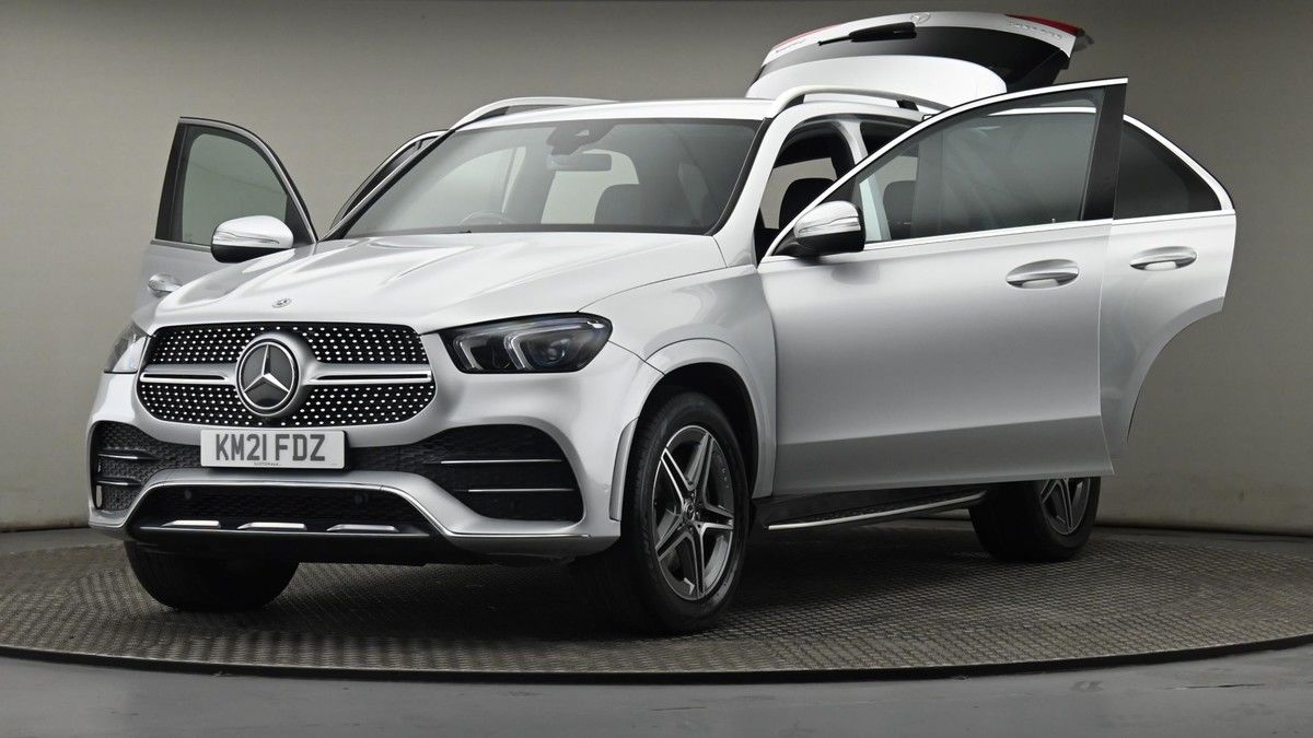 More views of Mercedes-Benz GLE