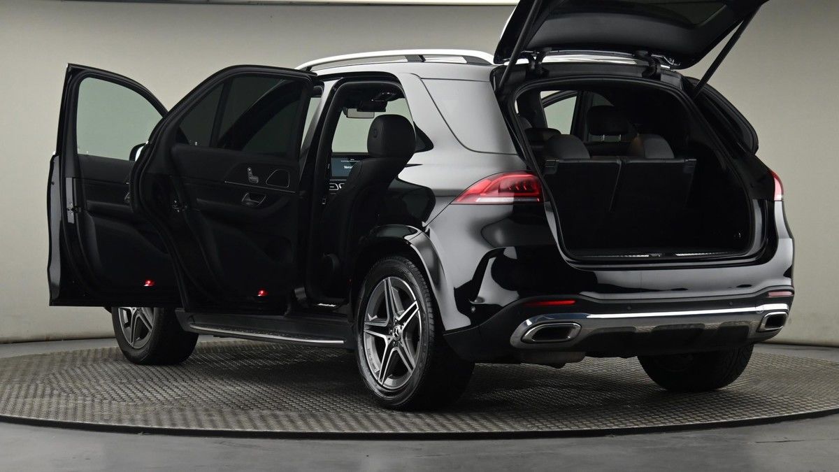 More views of Mercedes-Benz GLE