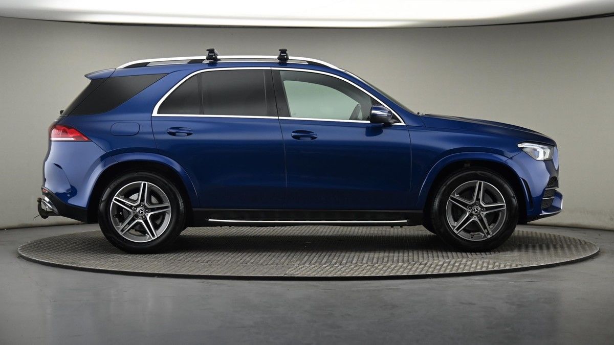 Mercedes-Benz GLE Class Image 27