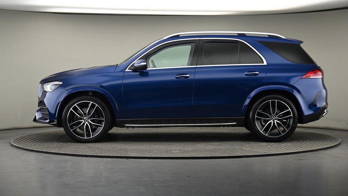 More views of Mercedes-Benz GLE