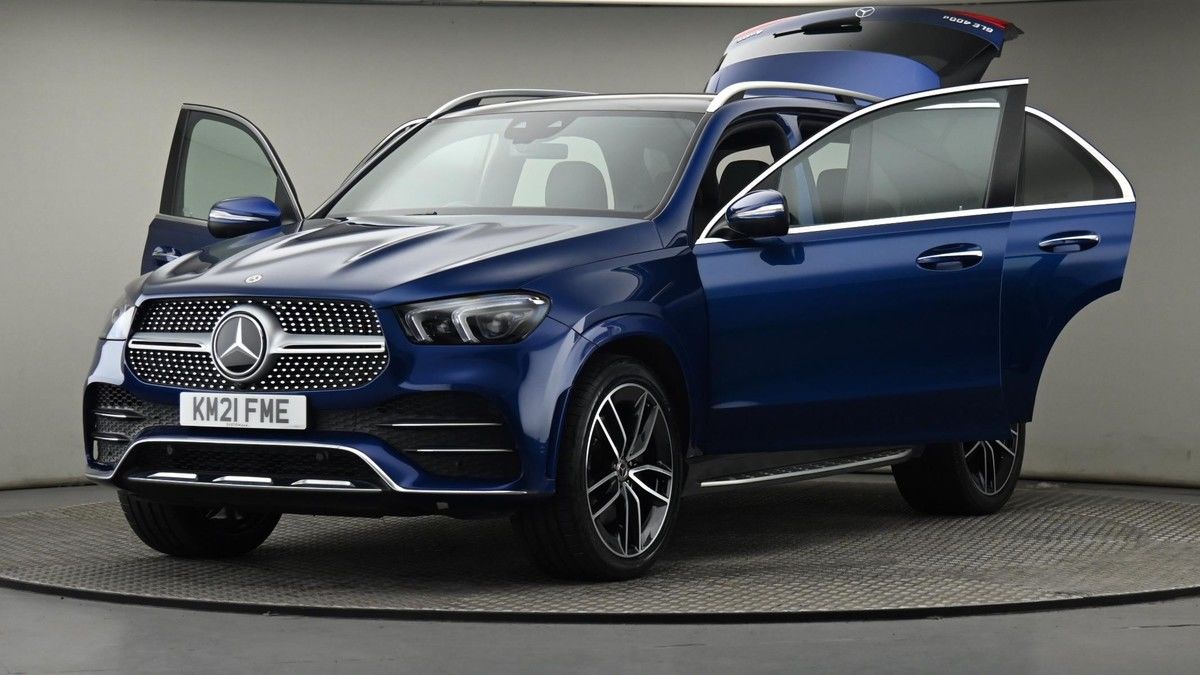 More views of Mercedes-Benz GLE