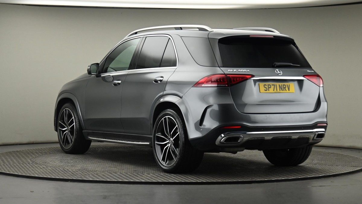 Mercedes-Benz GLE Image 24