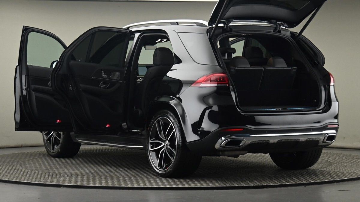 More views of Mercedes-Benz GLE