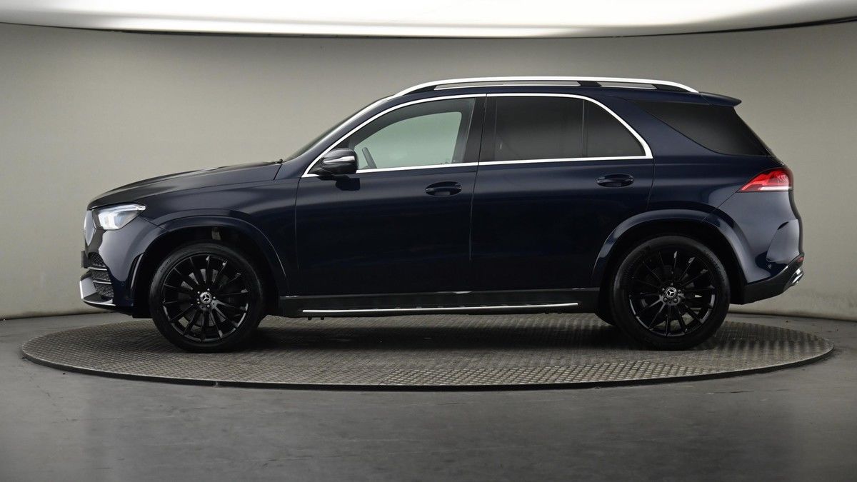 Mercedes-Benz GLE Image 23