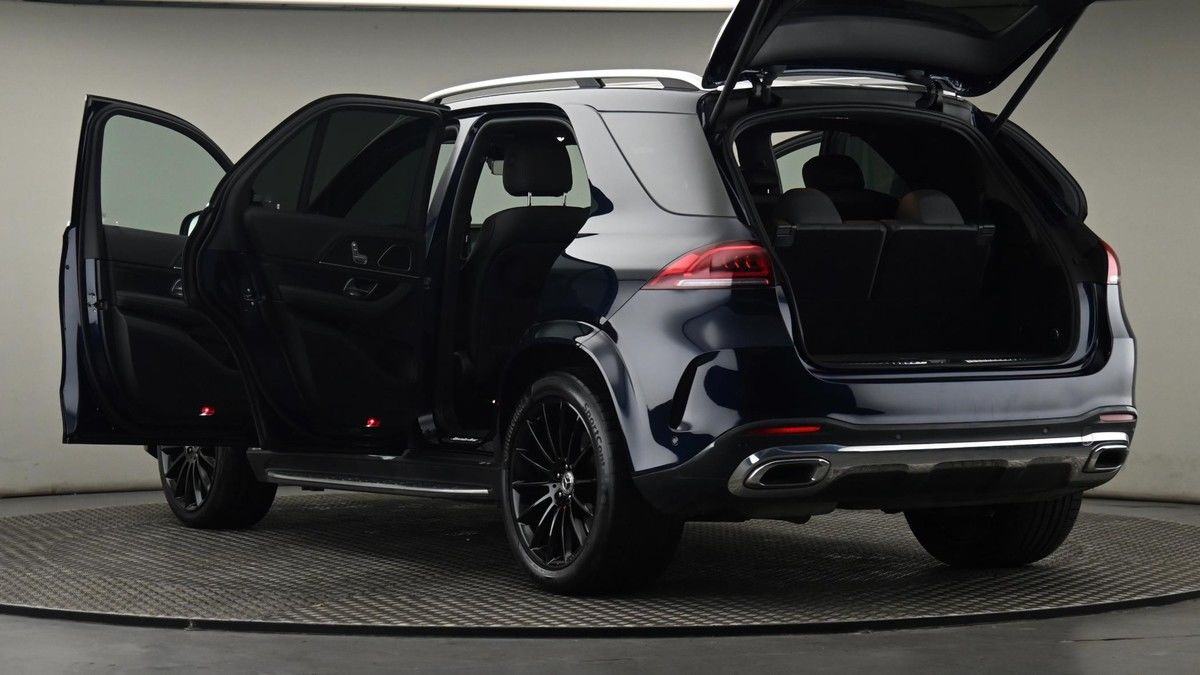 More views of Mercedes-Benz GLE