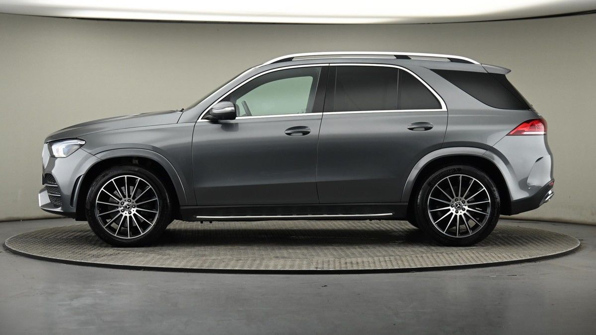 Mercedes-Benz GLE Image 23