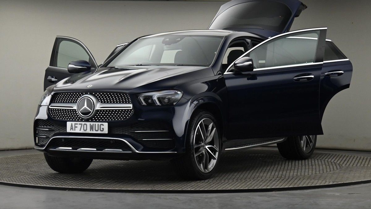 More views of Mercedes-Benz GLE