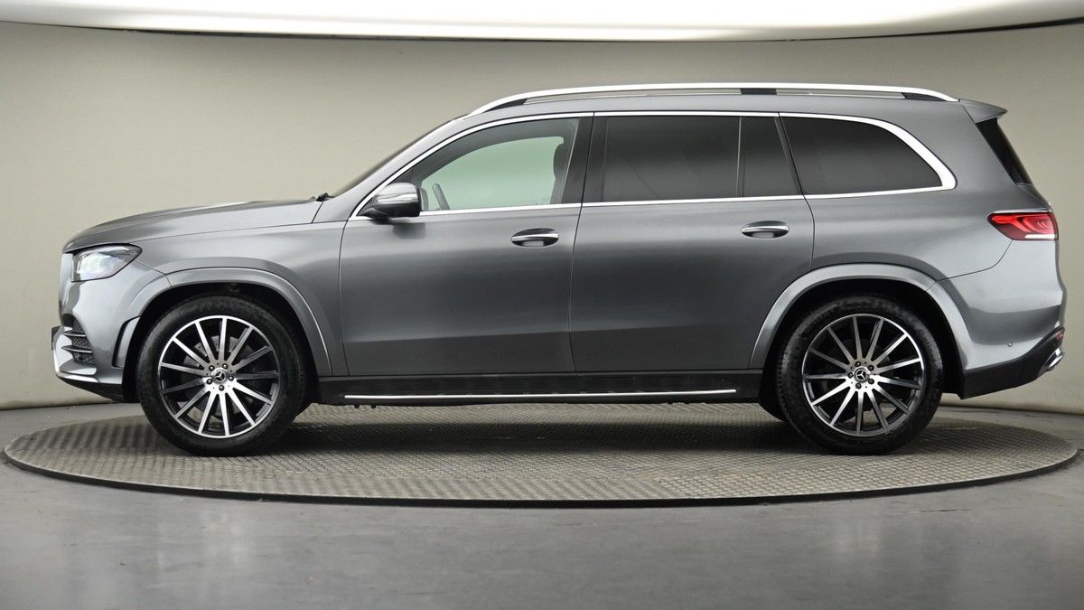 Mercedes-Benz GLS Image 23