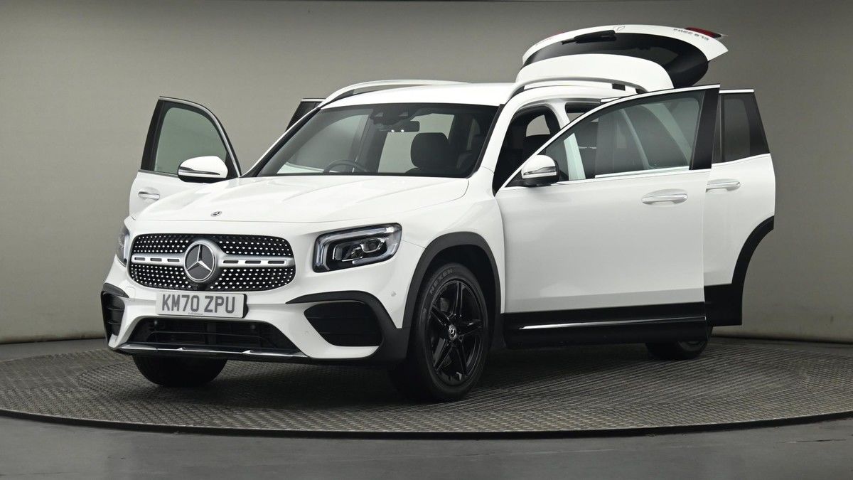 Mercedes-Benz GLB Image 28