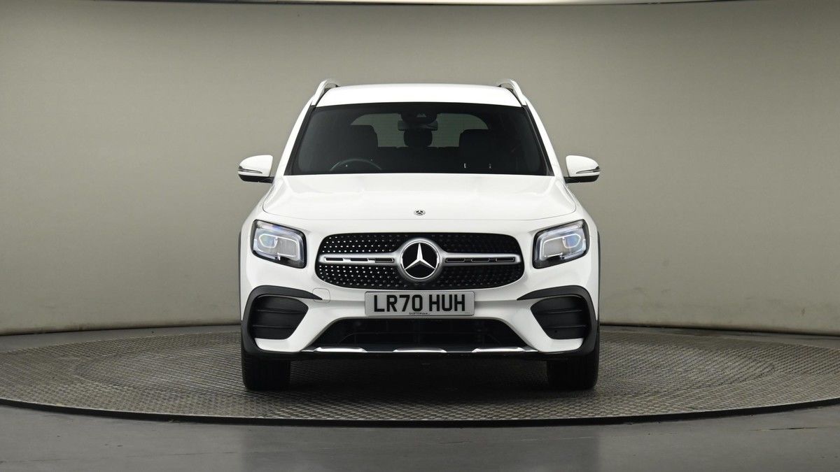 Mercedes-Benz GLB Image 21