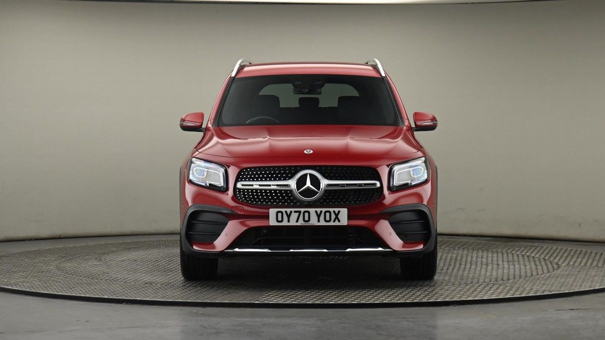 Mercedes-Benz GLB Image 21