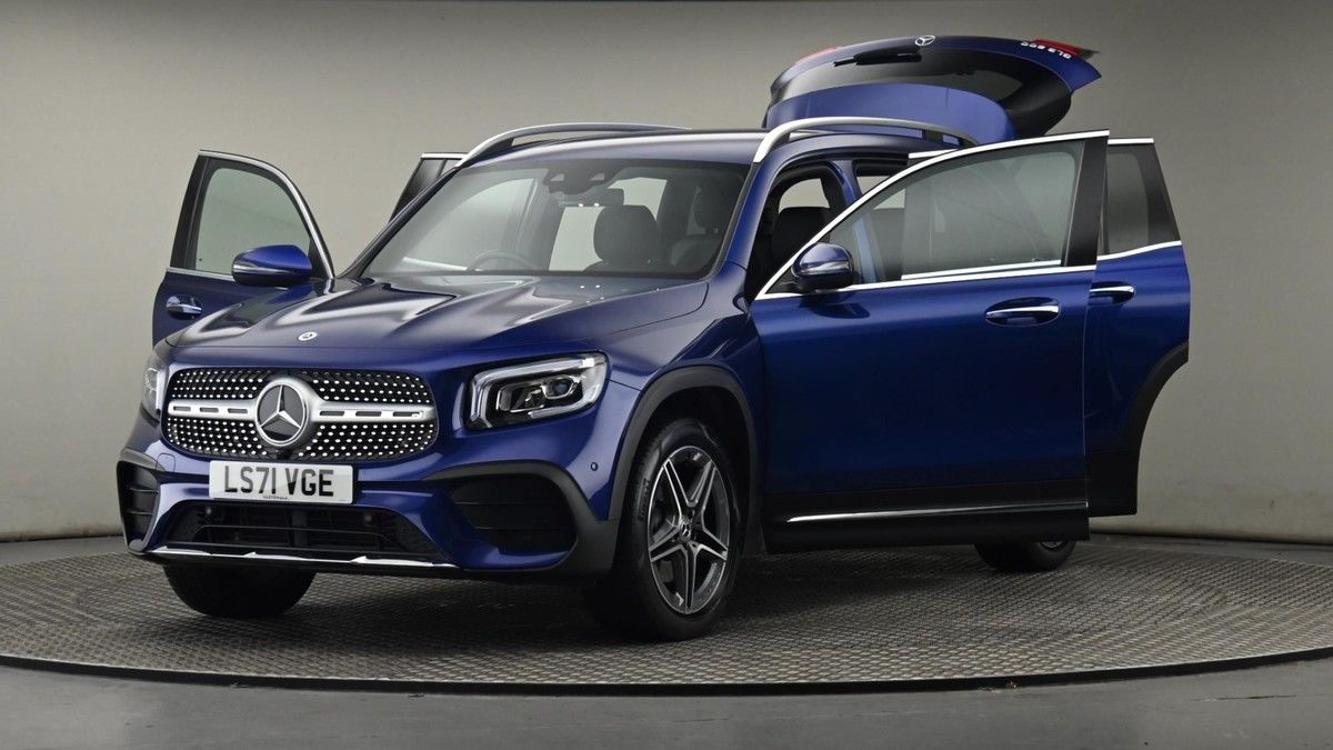 More views of Mercedes-Benz GLB