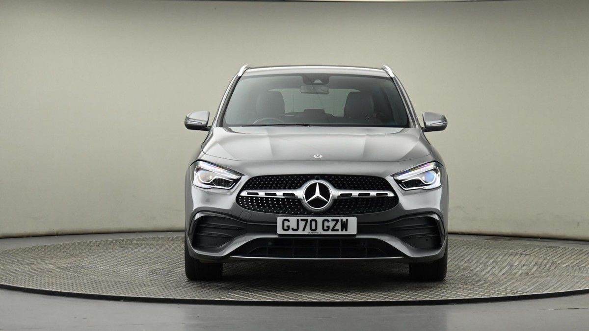 Mercedes-Benz GLA Image 20