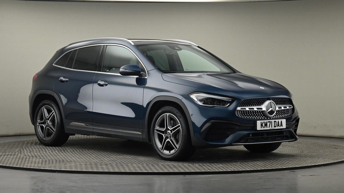 Mercedes-Benz GLA Image 20