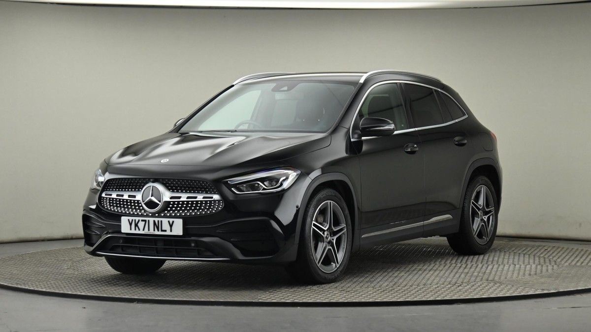 Mercedes-Benz GLA Image 22