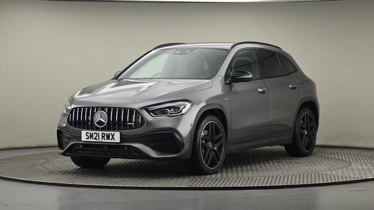 Mercedes-Benz GLA Image 22