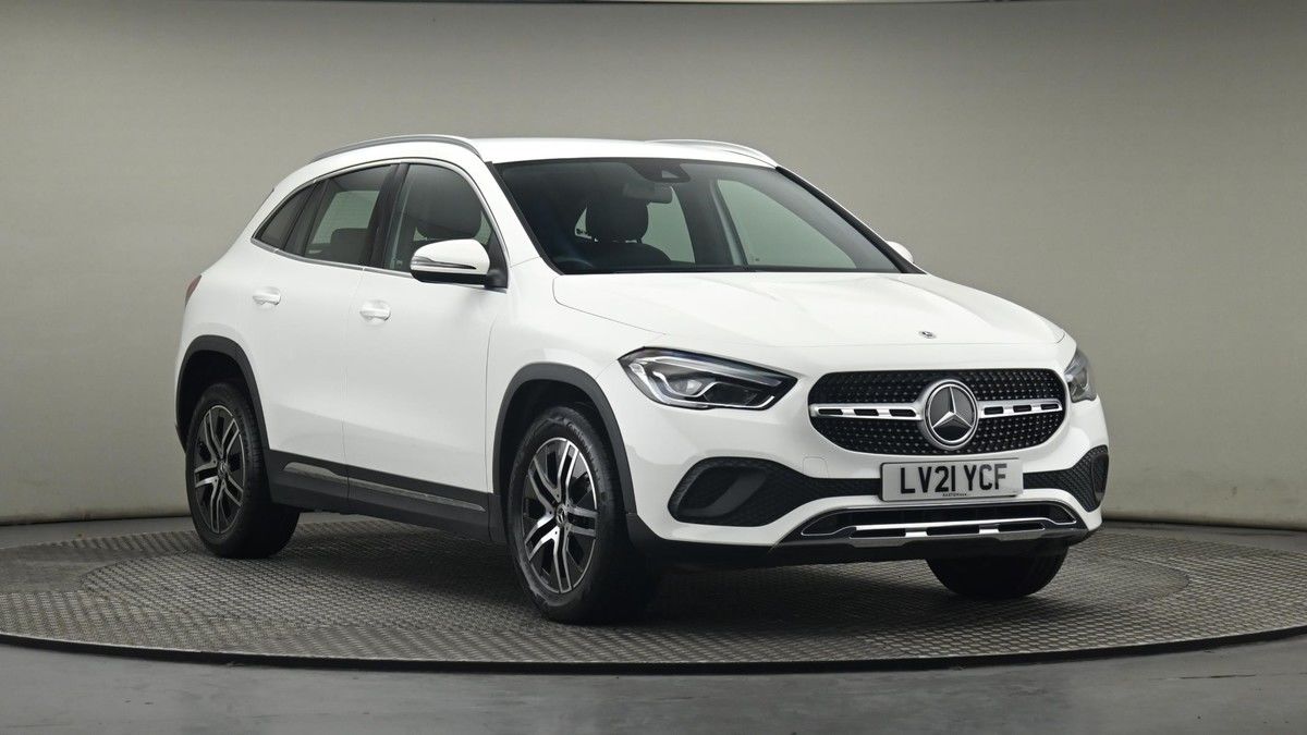 Mercedes-Benz GLA Sticky Header Image