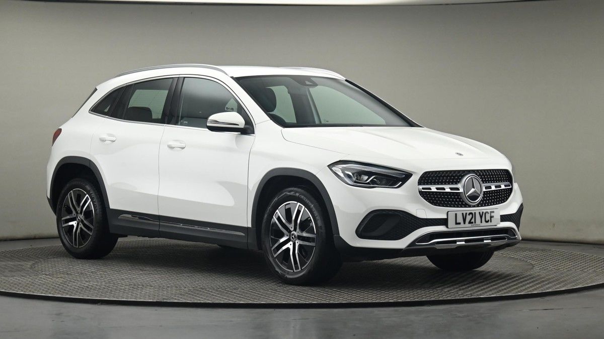 Mercedes-Benz GLA Image 20