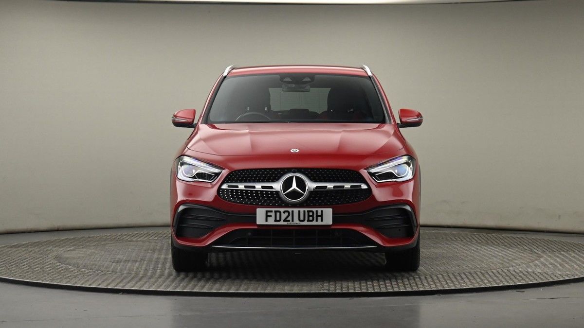 More views of Mercedes-Benz GLA