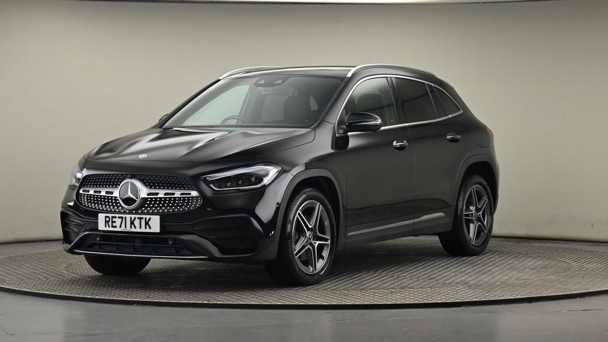 Mercedes-Benz GLA Image 22