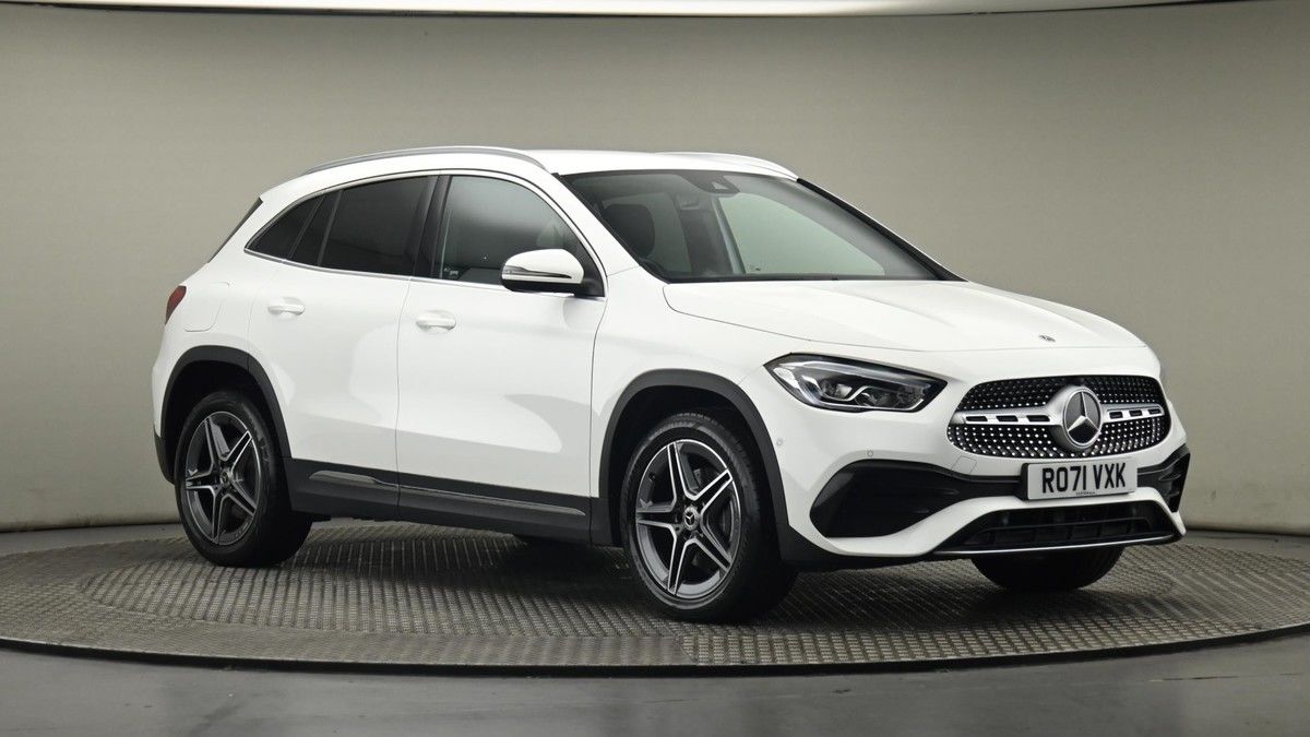 Mercedes-Benz GLA Image 20