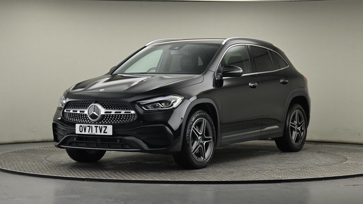 Mercedes-Benz GLA Image 22