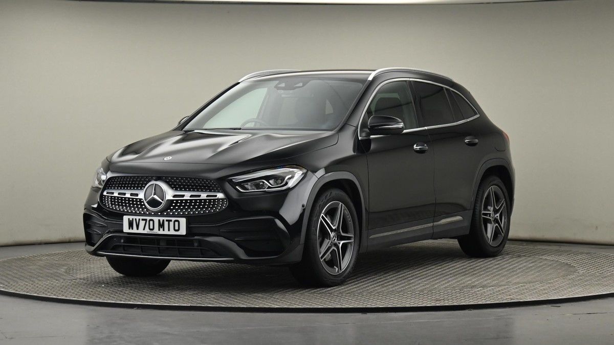 Mercedes-Benz GLA Image 22