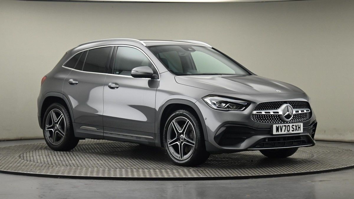 Mercedes-Benz GLA Image 20