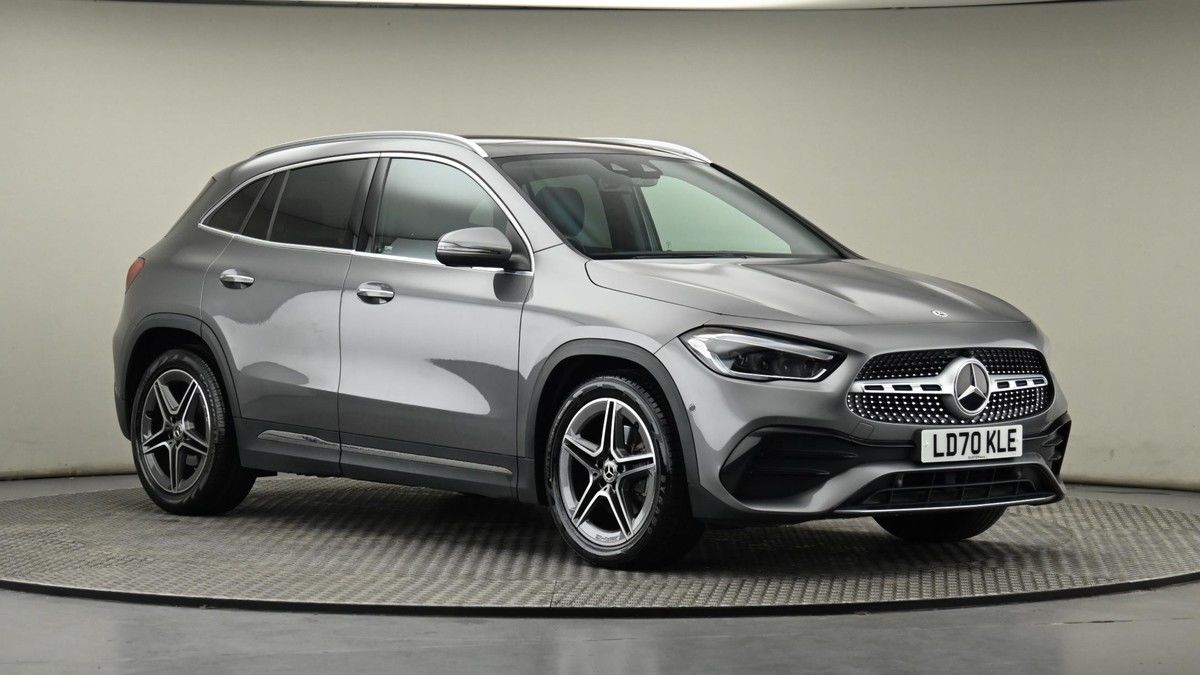 Mercedes-Benz GLA Image 20