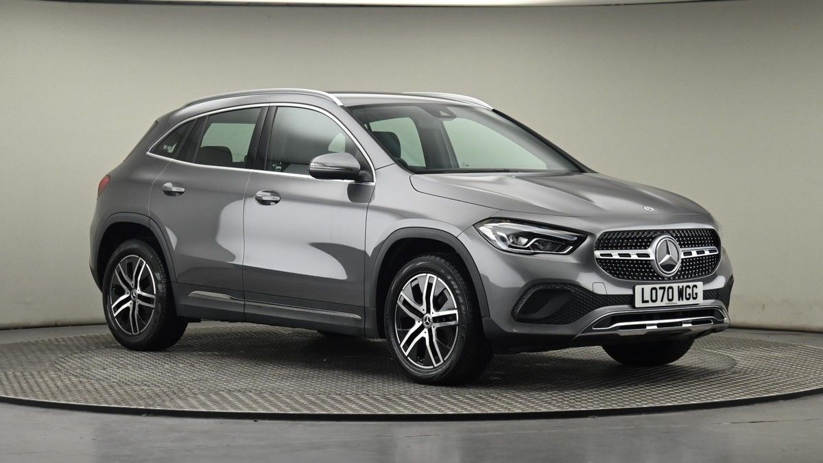 Mercedes-Benz GLA Image 20