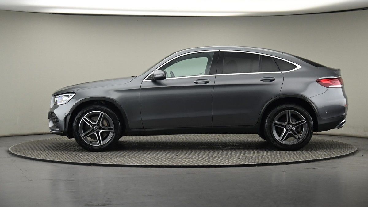 Mercedes-Benz GLC Image 24