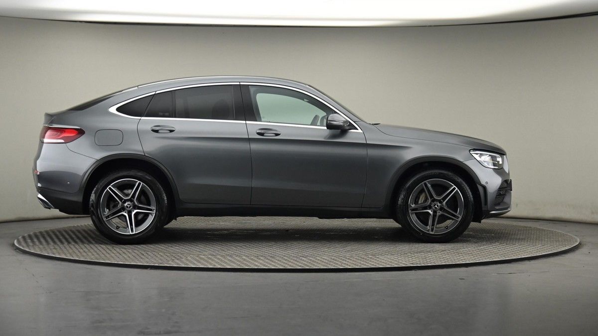 Mercedes-Benz GLC Image 28