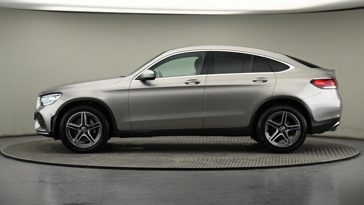 Mercedes-Benz GLC Image 22