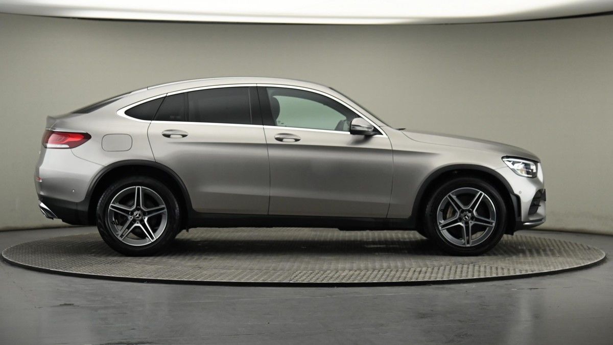 Mercedes-Benz GLC Image 26