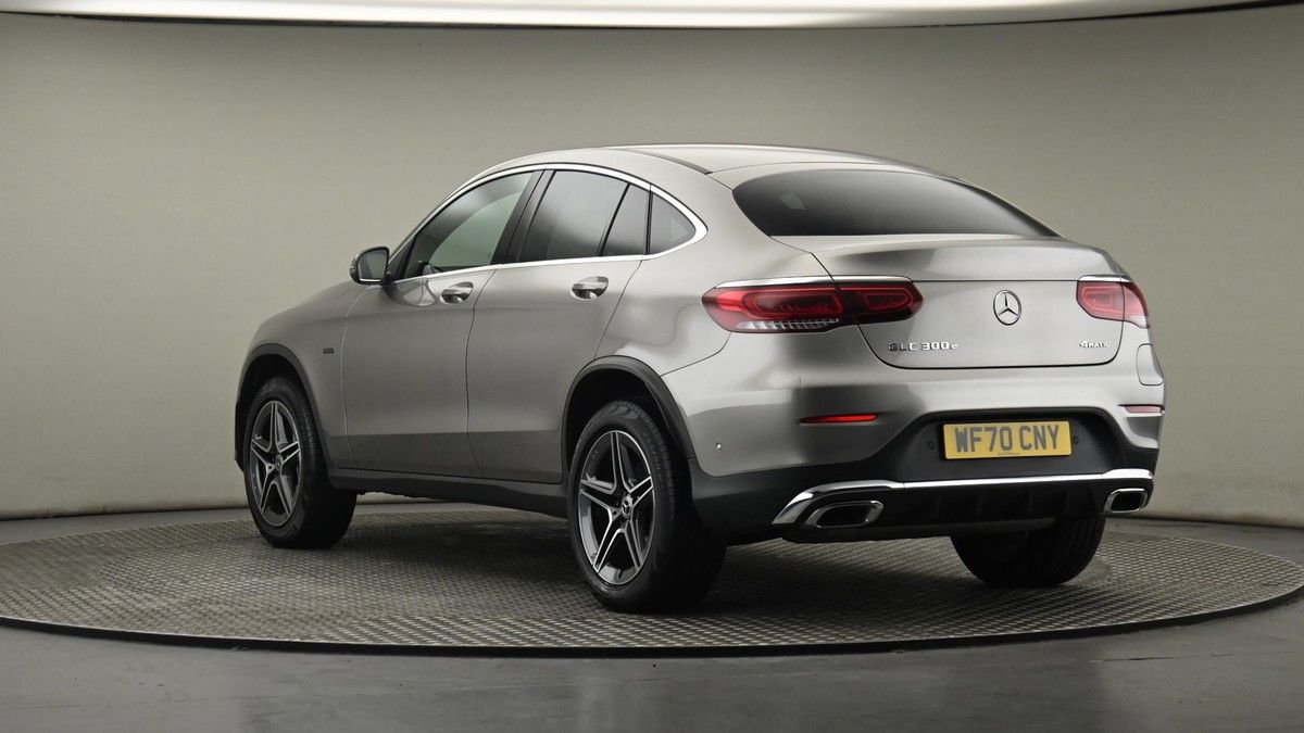 Mercedes-Benz GLC Image 24