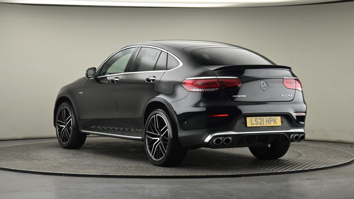 Mercedes-Benz GLC Image 24