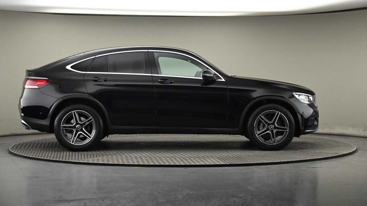 Mercedes-Benz GLC Image 27