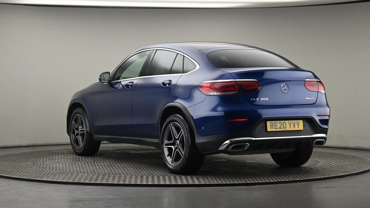 Mercedes-Benz GLC Image 12