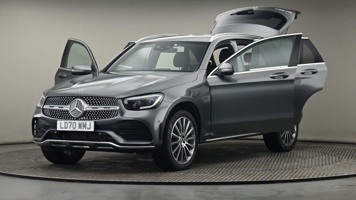 Mercedes-Benz GLC Image 28