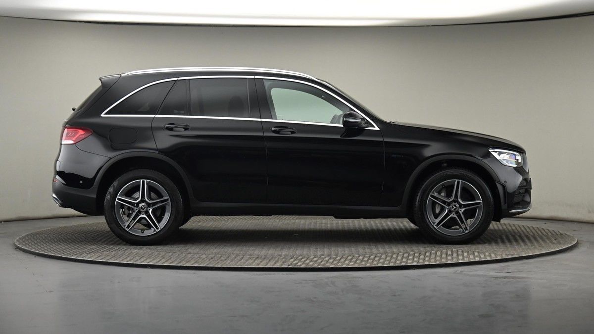 More views of Mercedes-Benz GLC